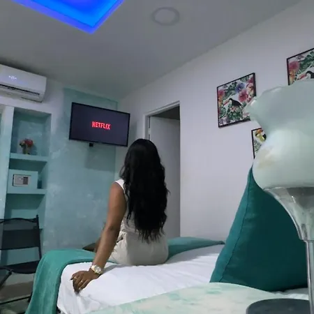 Casa Renacer Bed & Breakfast Cartagena